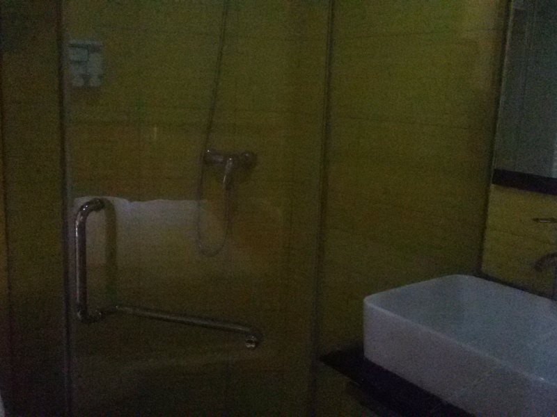 hotelPic