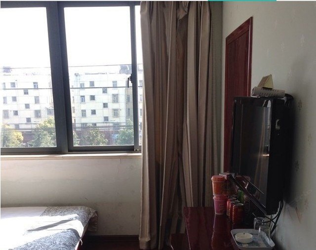 建湖亮点宾馆