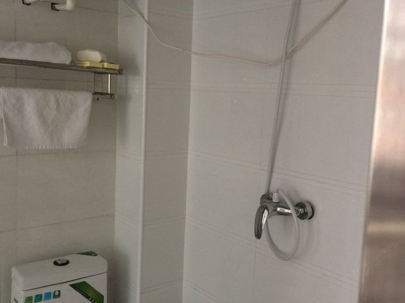 hotelPic