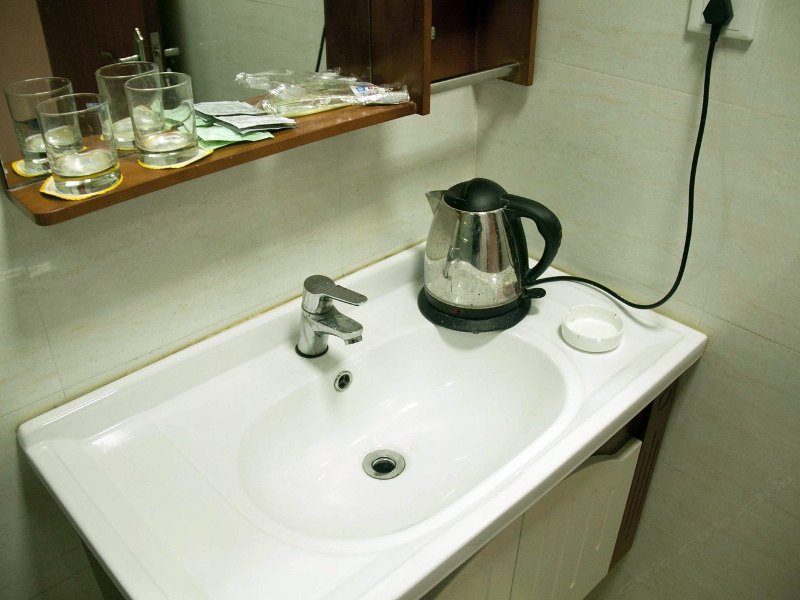 hotelPic