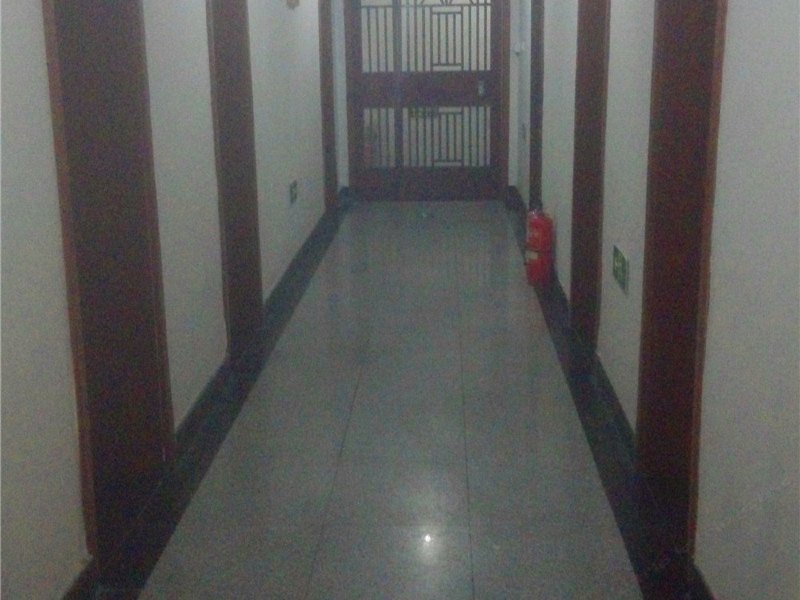 hotelPic