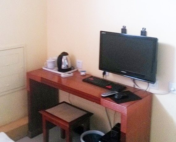 hotelPic