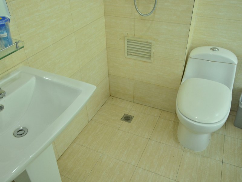 hotelPic