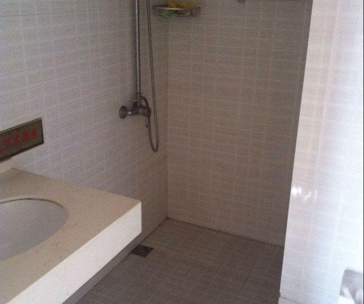 hotelPic