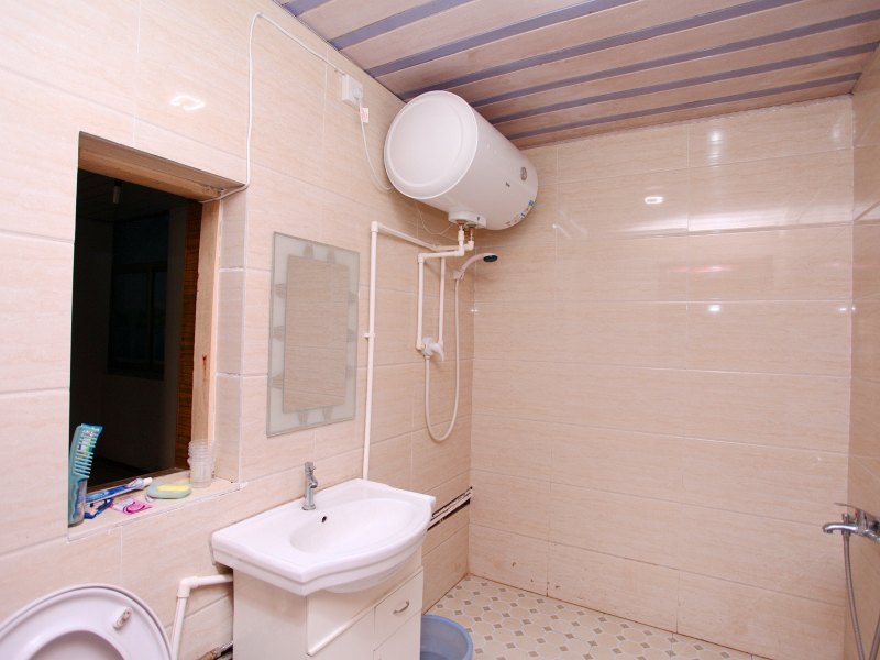 hotelPic
