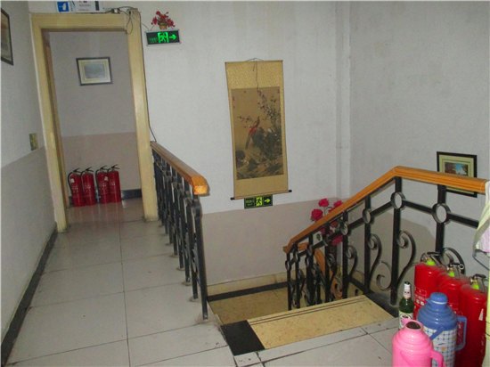 hotelPic