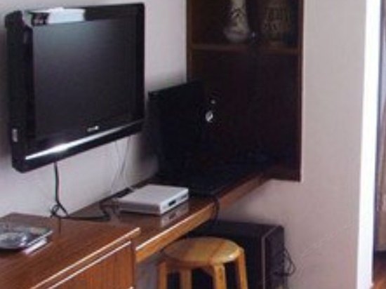 hotelPic
