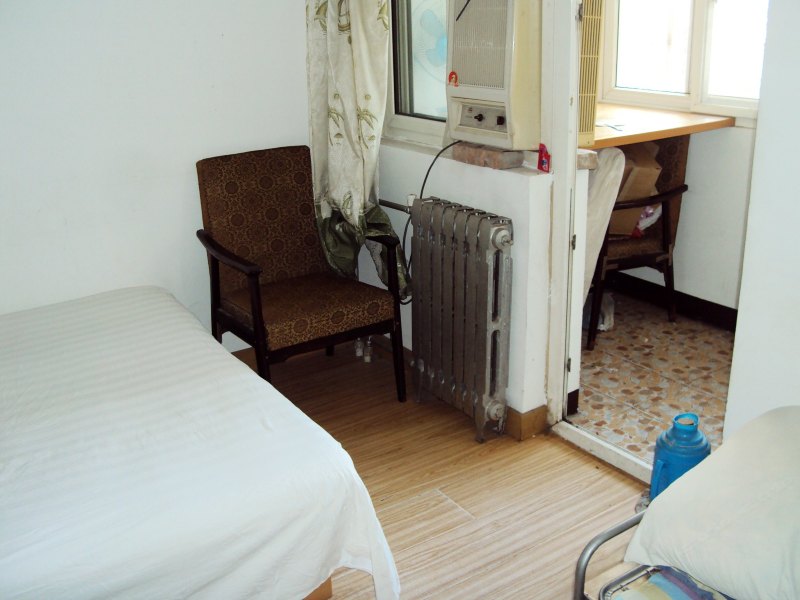 hotelPic