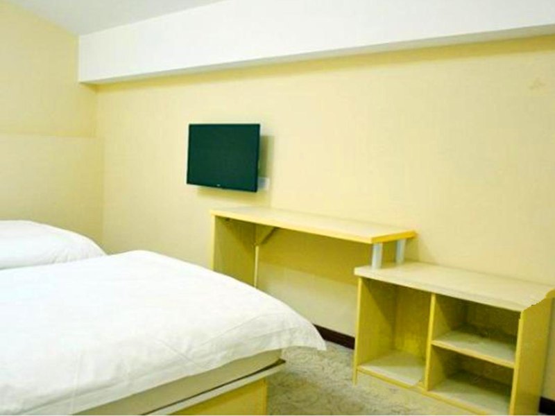 hotelPic
