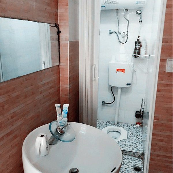 hotelPic
