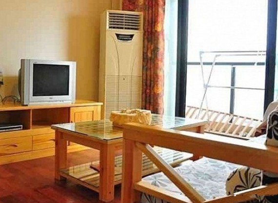hotelPic
