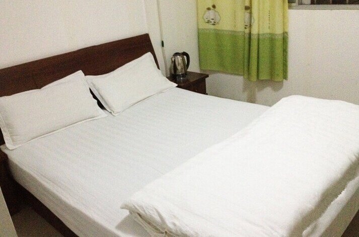 hotelPic