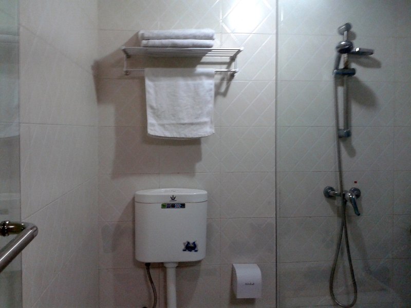 hotelPic