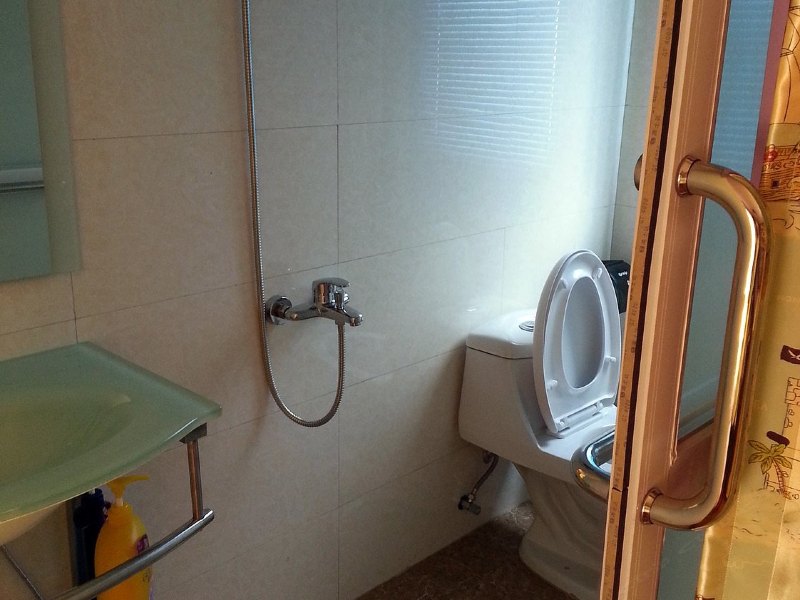 hotelPic