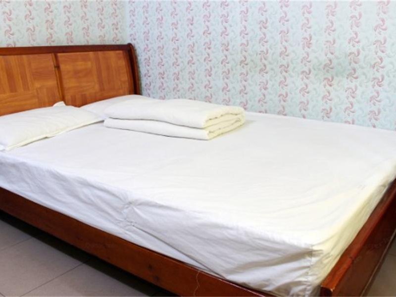 hotelPic