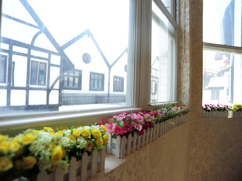 hotelPic