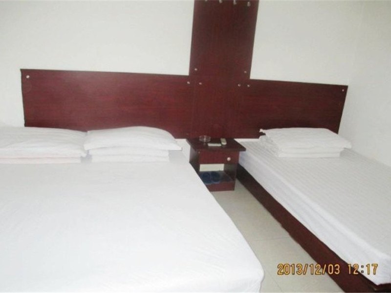 hotelPic