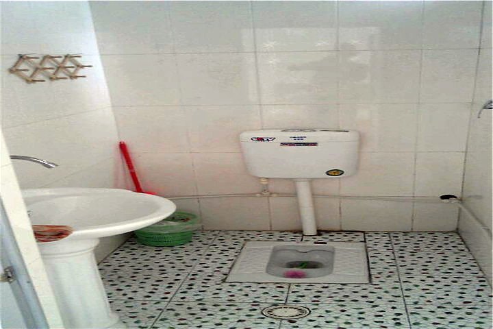 hotelPic