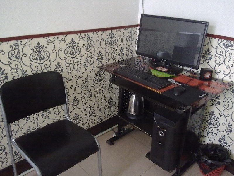 hotelPic