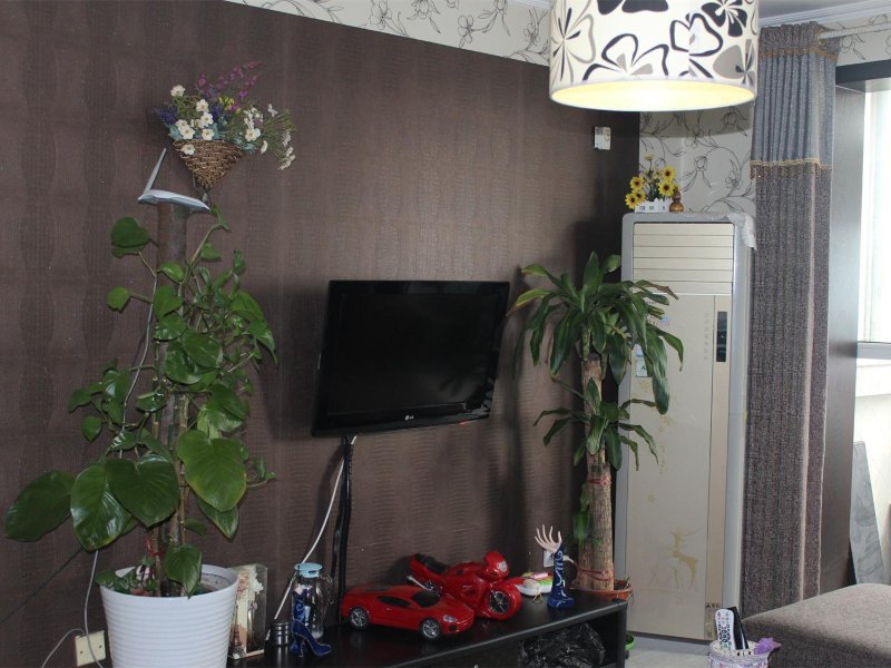 hotelPic