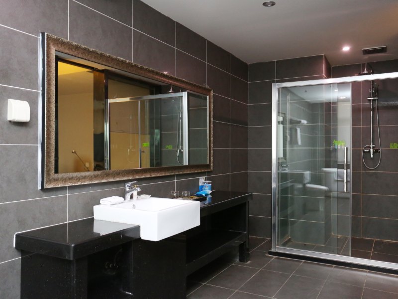 hotelPic