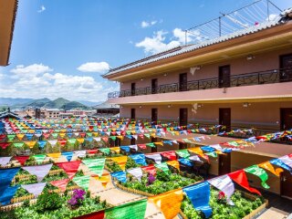 云南麗江旅游多少錢一個人_云南麗江報團旅游多少錢_云南麗江旅游價格多少