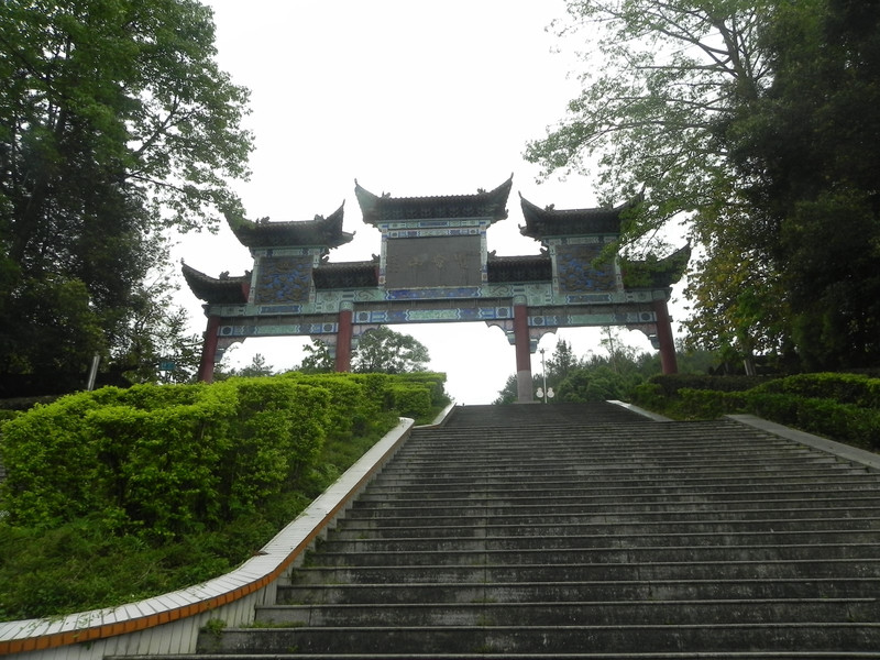 阳山——好山好水好风景,好玩好食好心情_贤令山游记