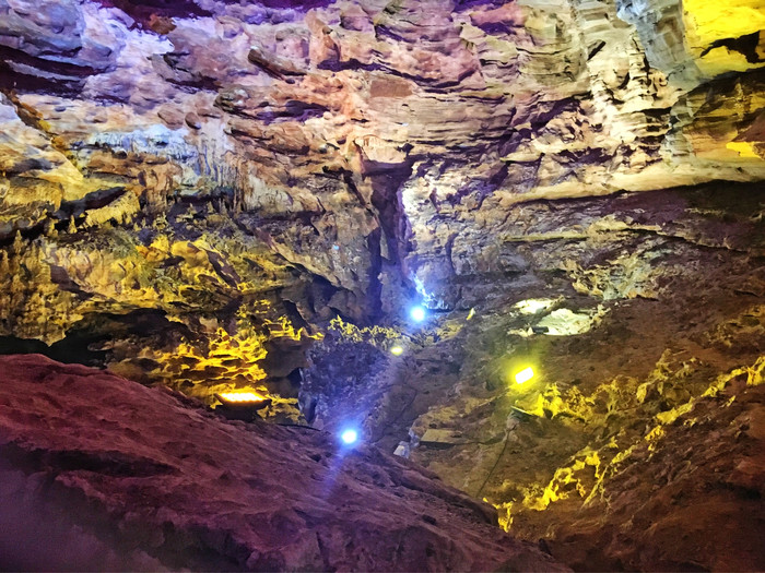 安顺夜郎洞景区          