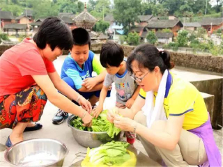 貴州游花多少錢(qián)_貴州旅游花多少錢(qián)_貴州2人旅游需要多少錢(qián)