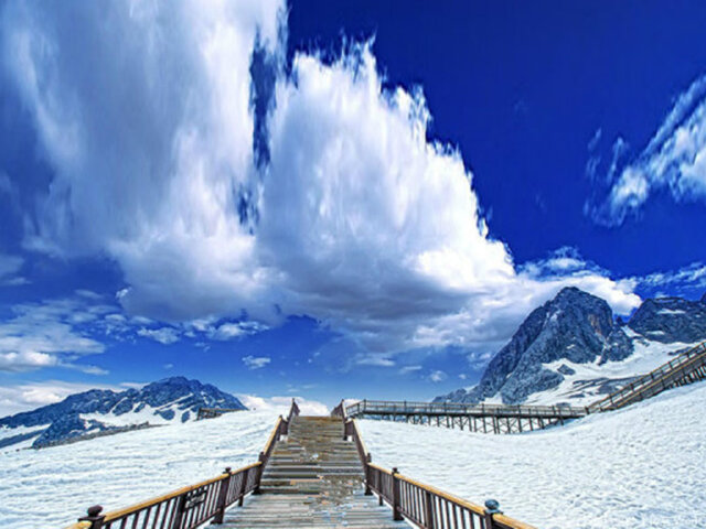 三晚挂五,一晚国际高端连锁酒店,洱海私人游艇,玉龙雪山大索,5a石林