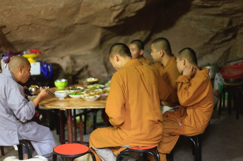南岩寺,清凉世界里,不觉沧桑与无常