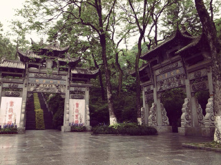 旅行團(tuán)杭州烏鎮(zhèn)游_杭州烏鎮(zhèn)游跟團(tuán)多少錢2021_杭州烏鎮(zhèn)報(bào)團(tuán)多少錢