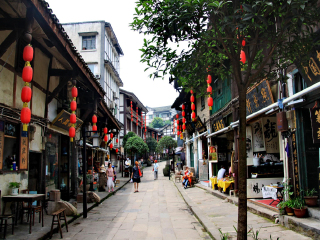 重慶游花多少錢_重慶自由行還是跟團好_重慶跟團還是自由行