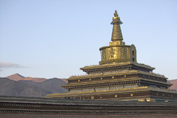 十一月去甘南穿衣指南_十一月去甘南穿什么衣