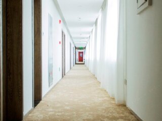 西藏游跟团多少钱_西藏8天游_西藏十日游价格