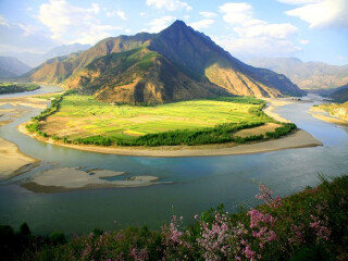 云南香格里拉報(bào)團(tuán)多少錢_云南香格里拉旅游一次多少錢_香港旅游團(tuán)云南香格里拉