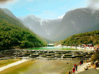 去大理旅游跟团多少钱_大理游8月份报价_到大理跟团旅行