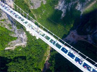 湖南張家界游跟團多少錢2021_湖南張家界特價旅游團報價_湖南張家界最適合旅游的季節(jié)
