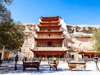 甘肅敦煌旅游價(jià)格_現(xiàn)在到甘肅敦煌旅游多少錢_甘肅敦煌最適合旅游的季節(jié)