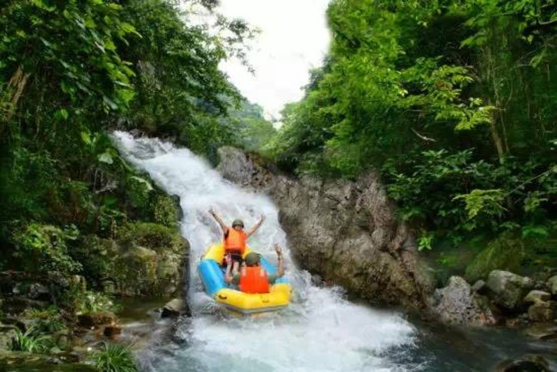 新余周边漂流一日游自驾游——高山地下峡谷漂流