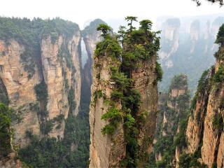 去湖南張家界旅游多少錢_現(xiàn)在到湖南張家界旅游多少錢_湖南張家界報團多少錢