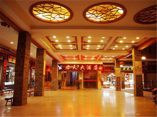 张家界参团旅游_张家界八月份旅游_报团张家界游