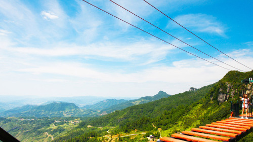 万盛梦幻奥陶纪主题公园-天空悬廊1日游 纯玩