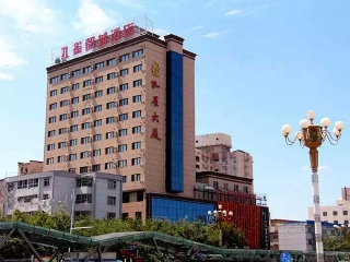 新疆旅游團(tuán)報(bào)價(jià)2021_新疆旅游多少錢(qián)一個(gè)人_新疆游組團(tuán)