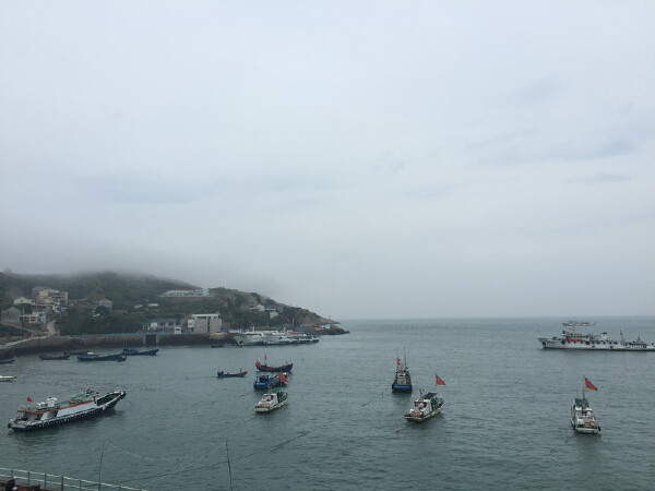 二月去东极岛穿衣指南_二月去东极岛穿什么衣