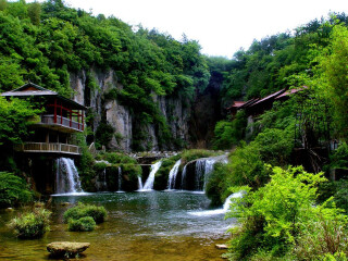 貴州半自由行_貴州最適合旅游的季節(jié)_去貴州游要多少錢