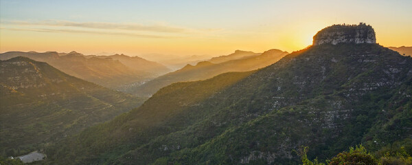 3月潍坊附近适合自驾游的地方_3月潍坊自驾推