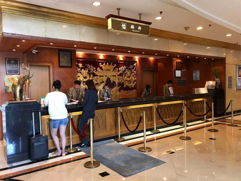 酒店大堂