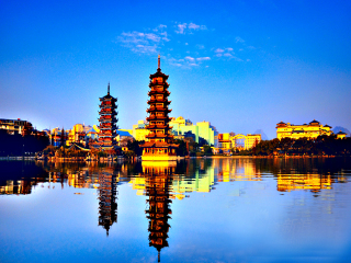 桂林报团旅游多少钱_深圳出境桂林旅游_桂林半自由行