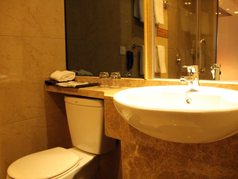 hotelPic